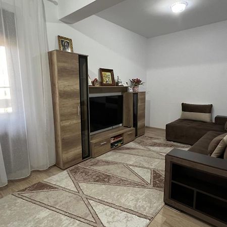 Alex 2 Apartament Jászvásár Kültér fotó