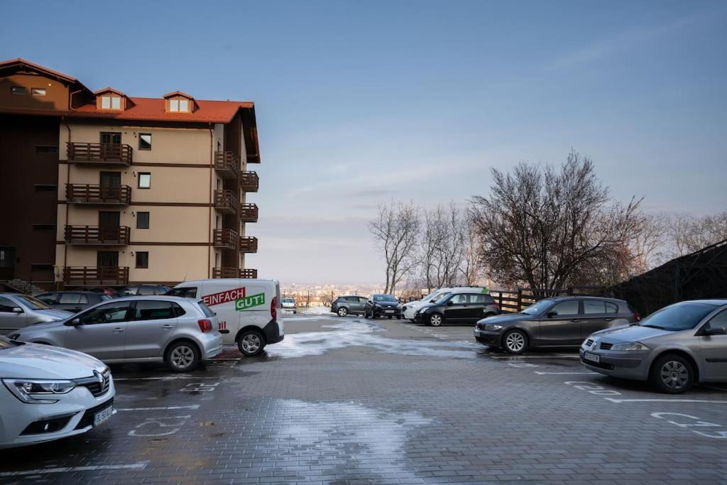 Alex 2 Apartament Jászvásár Kültér fotó